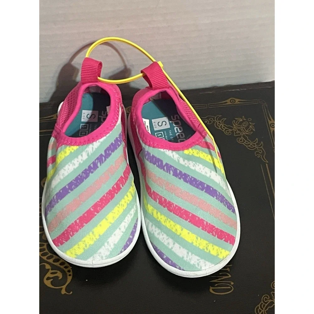Speedo‎ Kids Beach Booties Water Shoes Pink Striped Small 5-6