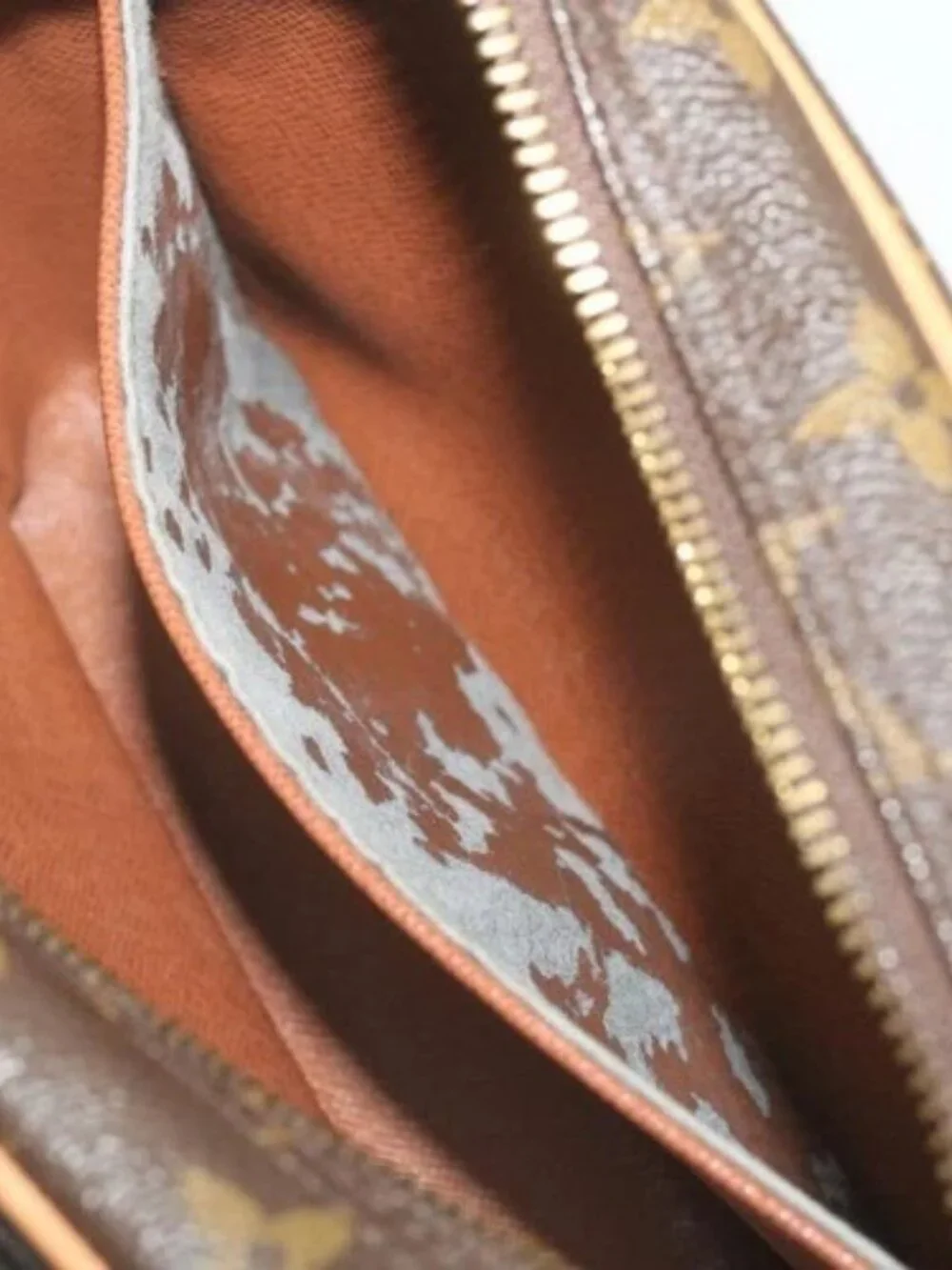 Louis Vuitton brand	louis vuitton