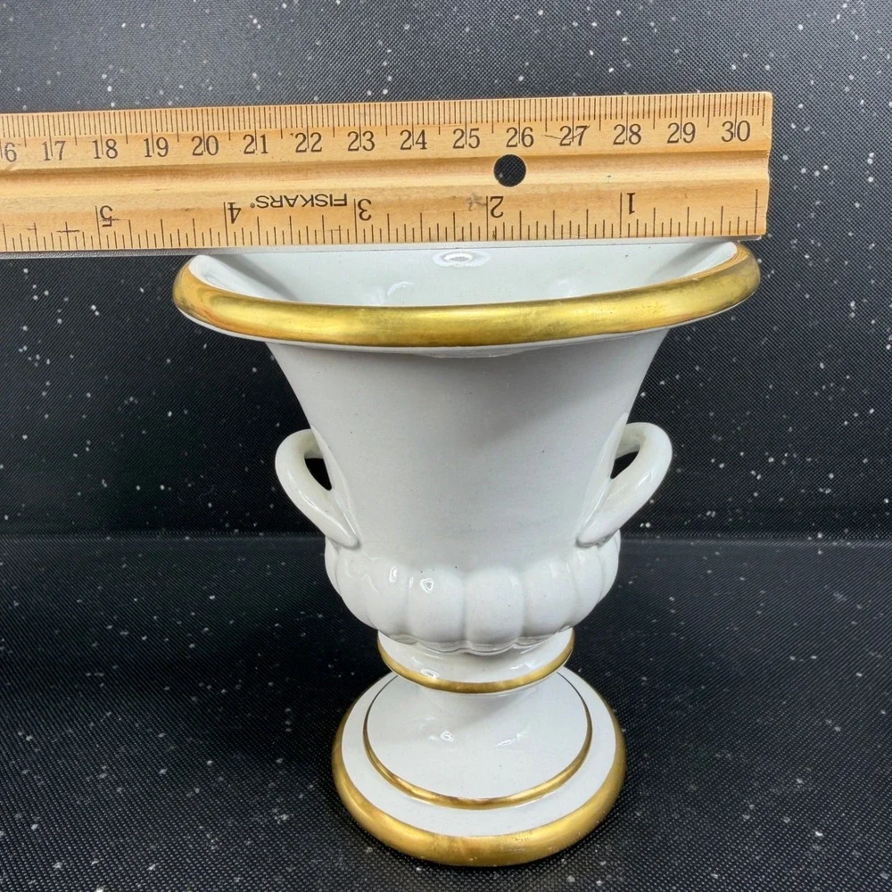 Mottahedeh regency accent white