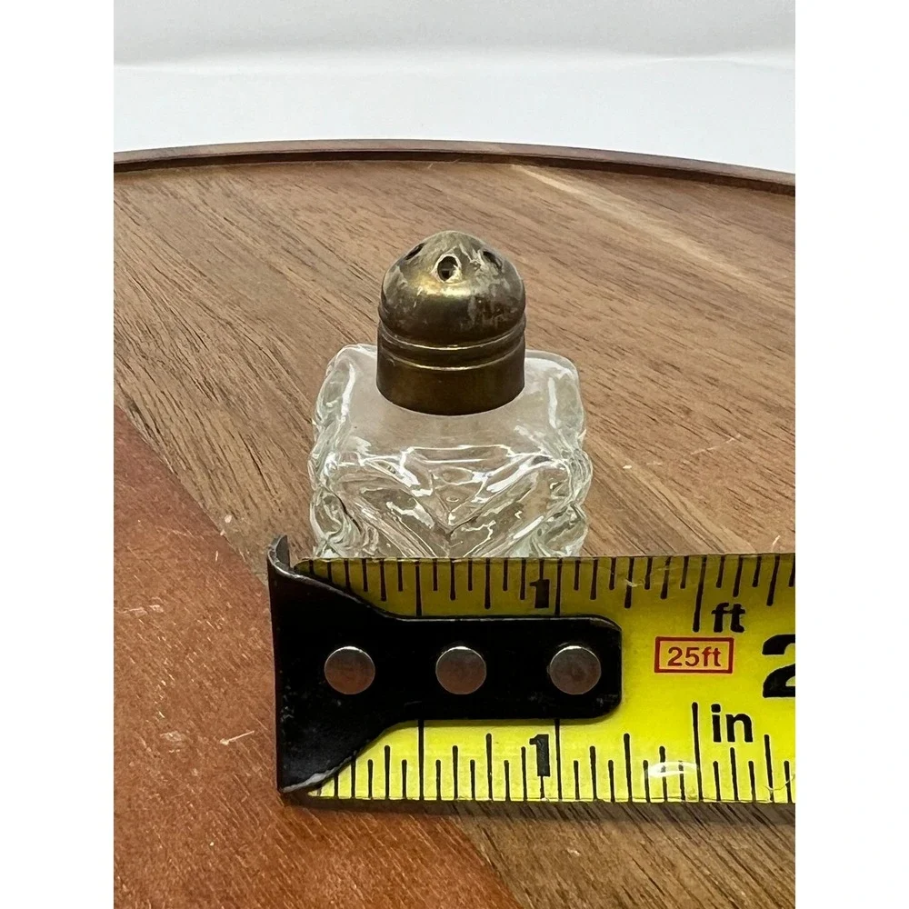 Set of‎ 6 Vintage Square Glass Salt Pepper Shakers with Metal Lids