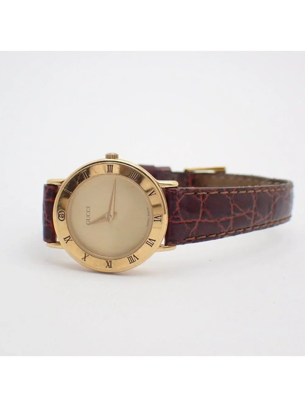 Gucci model 3000