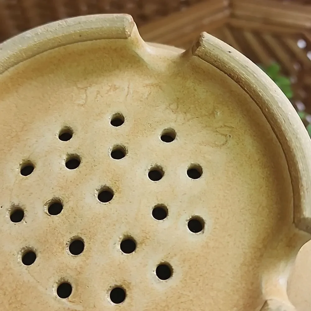 Vintage Art Pottery Berry Collander Jim Davis