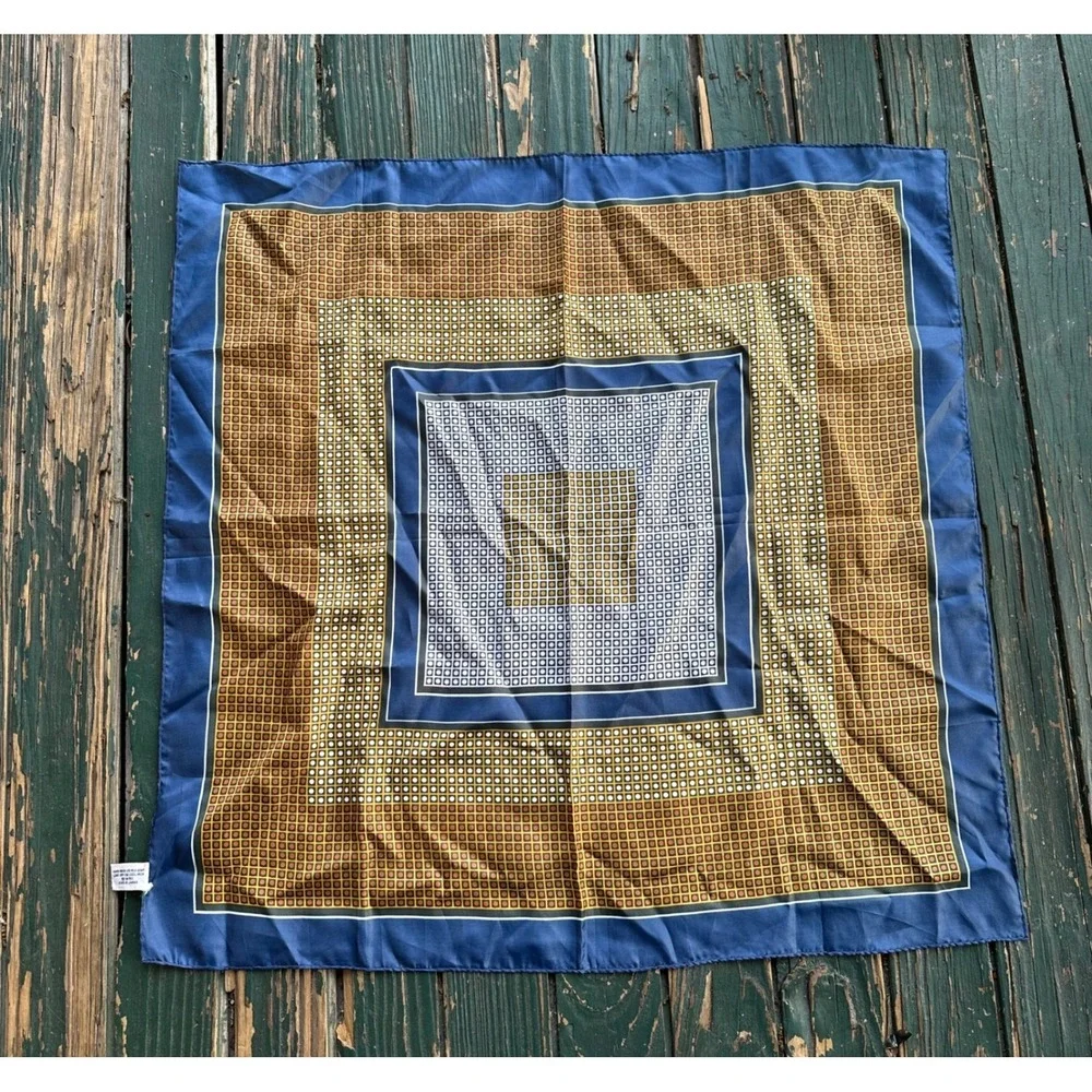 N/A vintage square