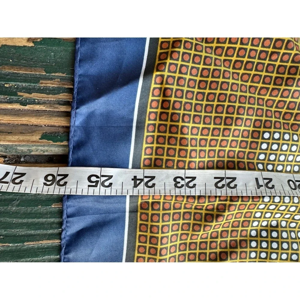 N/A vintage square