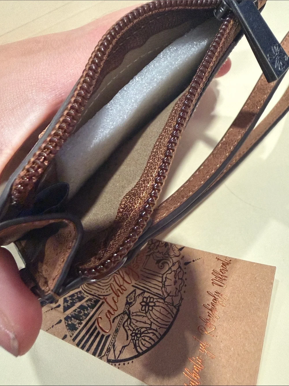 N/A compact wristlet