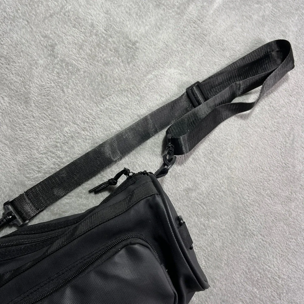 N/A versatile black