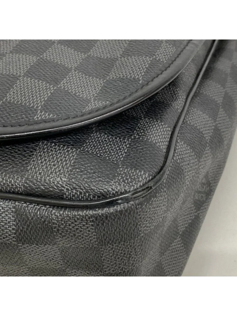 Louis Vuitton Shoulder Bag Damier Graphite Daniel MM Gray Black