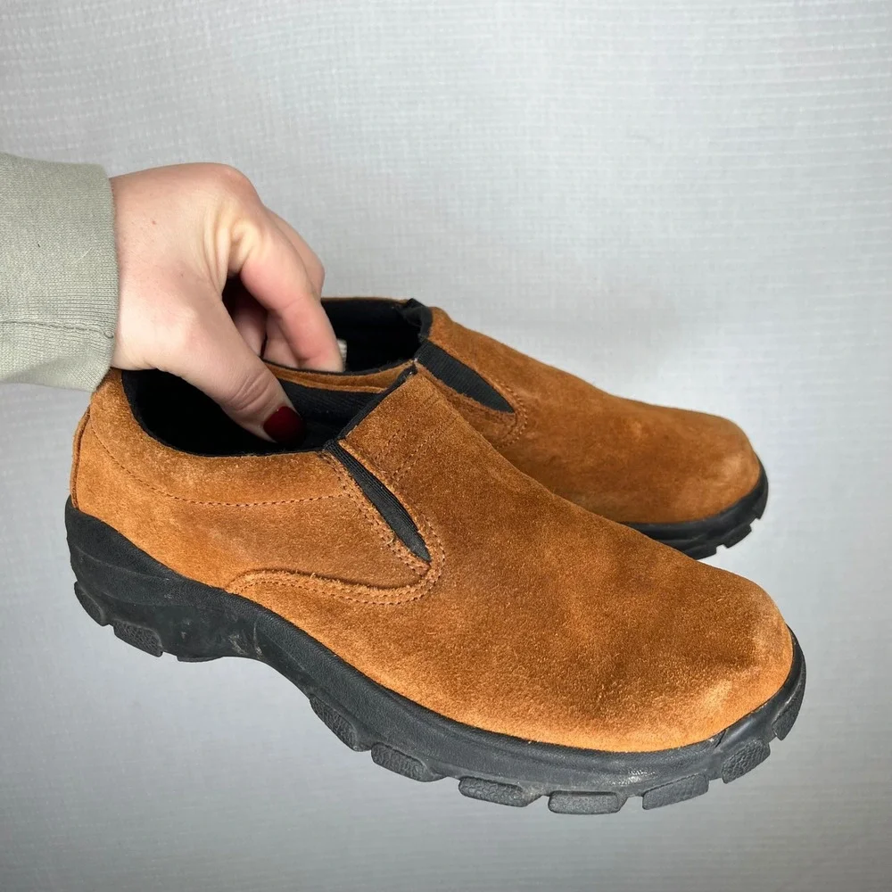 Lands End Jungle women's Brown Suede Slip On Shoes Size‎ 7.5M