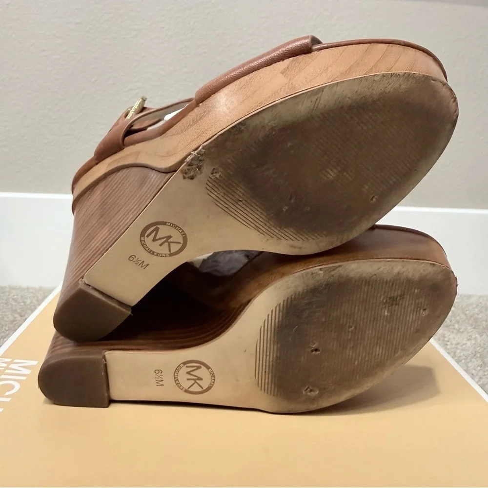 Michael Kors Josephine wedge leather platform sandals size 6.5