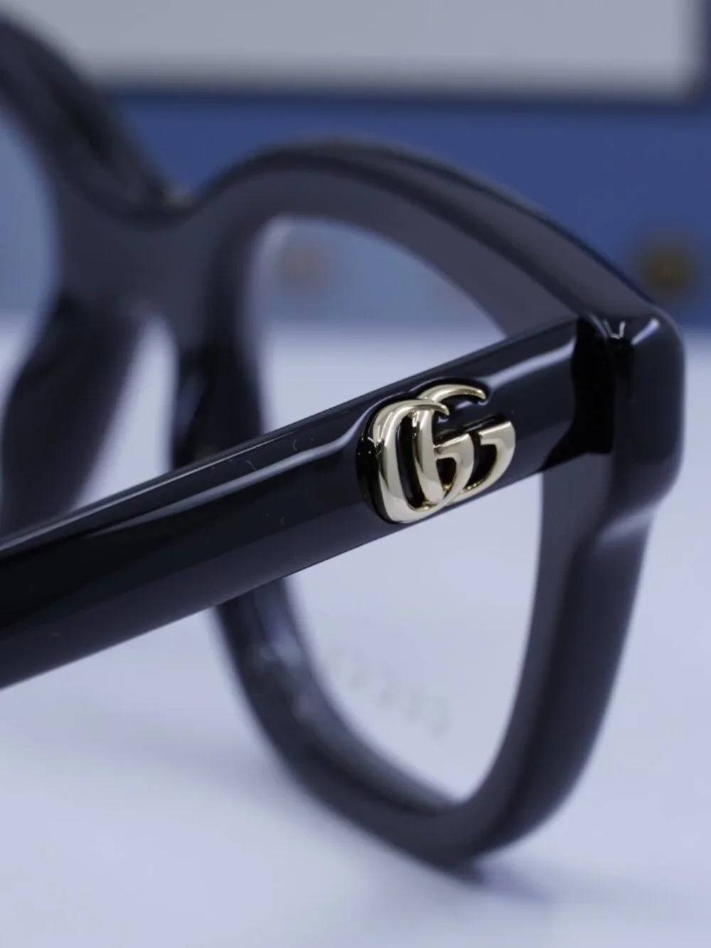 Gucci model gg1831o
