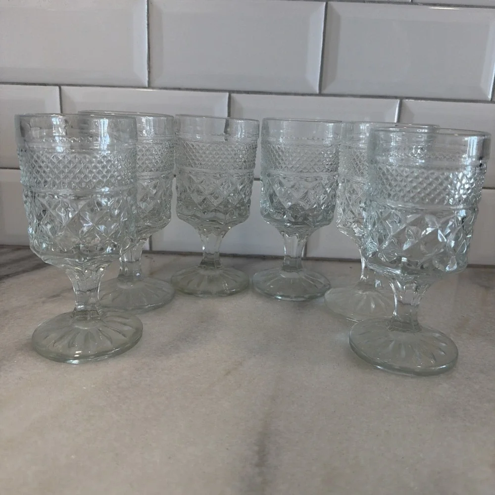 Set of 6 Vtg Wexford Anchor Hocking Glass Water Wine Goblets Diamond Cut Stemmed