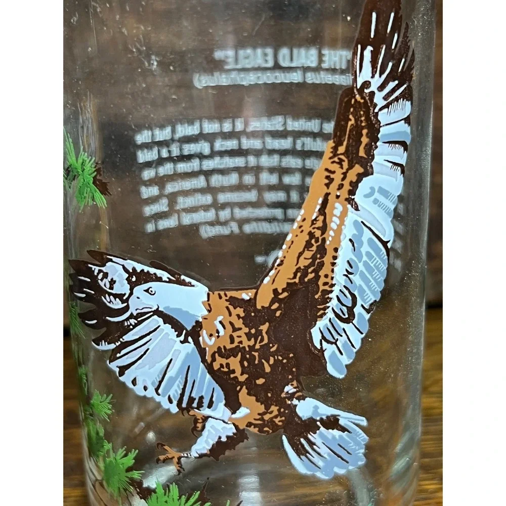 Vintage 1978 Burger Chef Glasses Endangered Species  Tiger Bald Eagle Set of 2