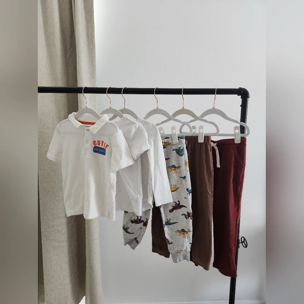 Bundle Lot Boy Size 4T Clothing Items, Tops, Sweatshirts, Pants - 6‎ Total