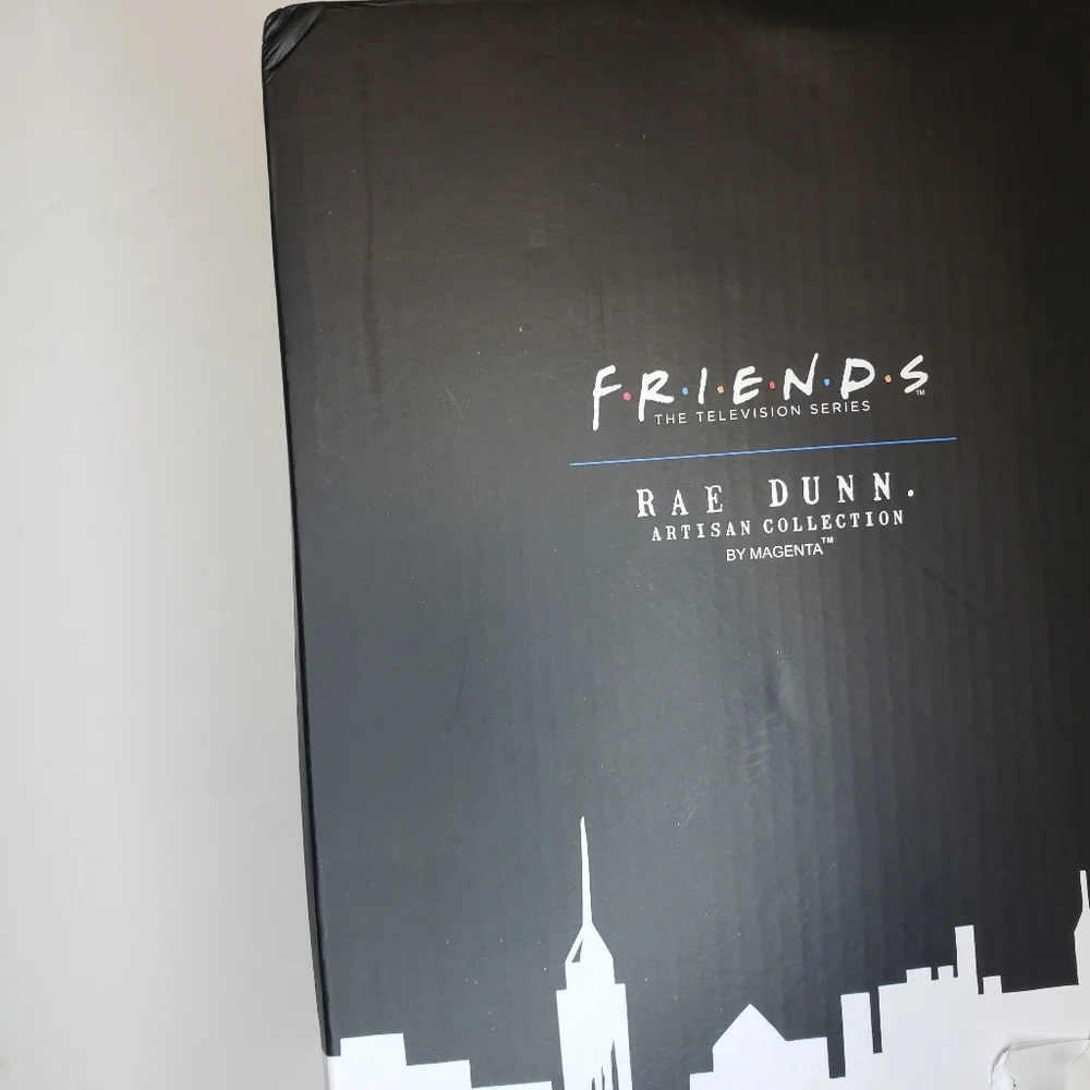 Rae Dunn FRIENDS Central Perk Drip Coffee Mug 19.5oz Gift Set NIB