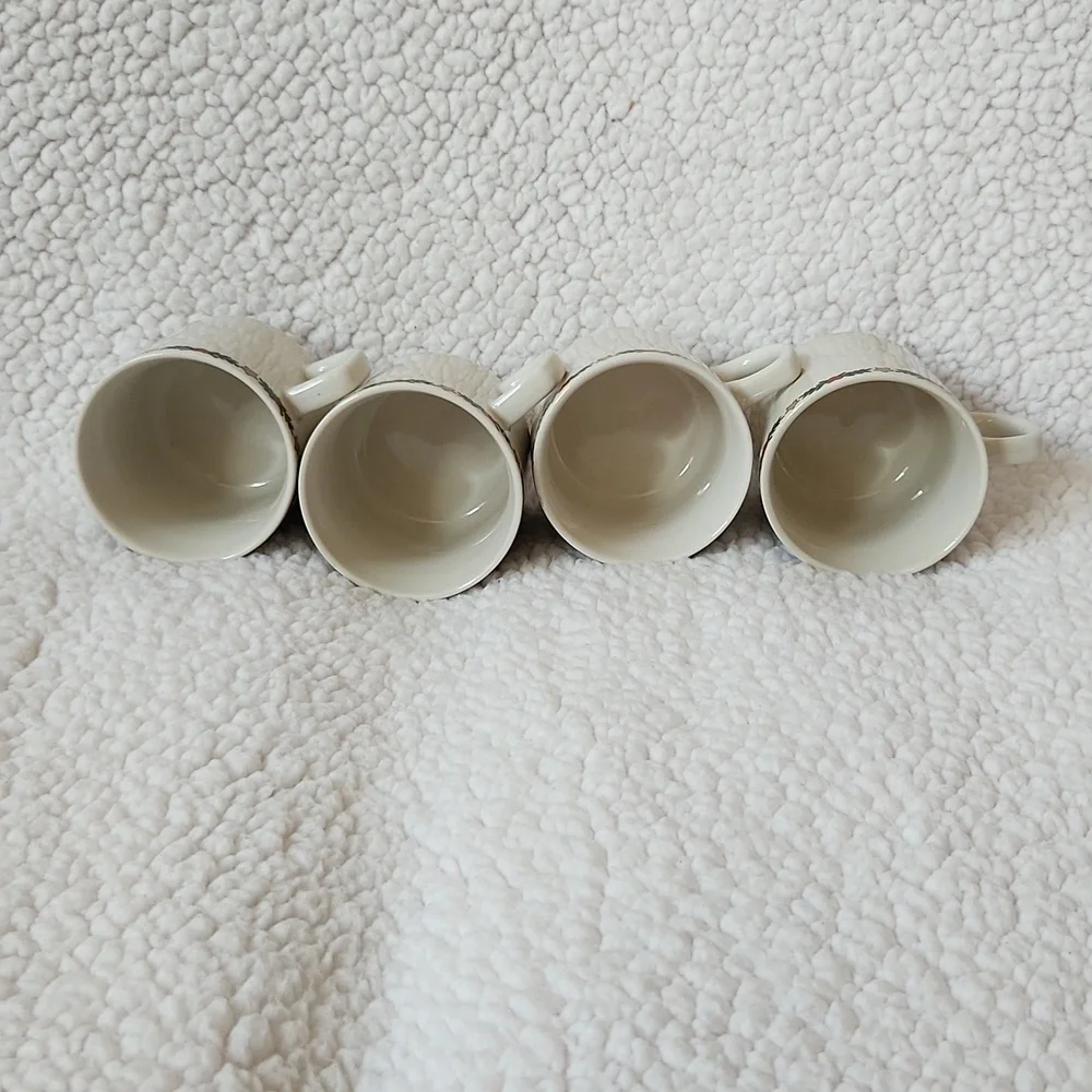 Vintage O' Christmas tree ceramic tea cups set of 4