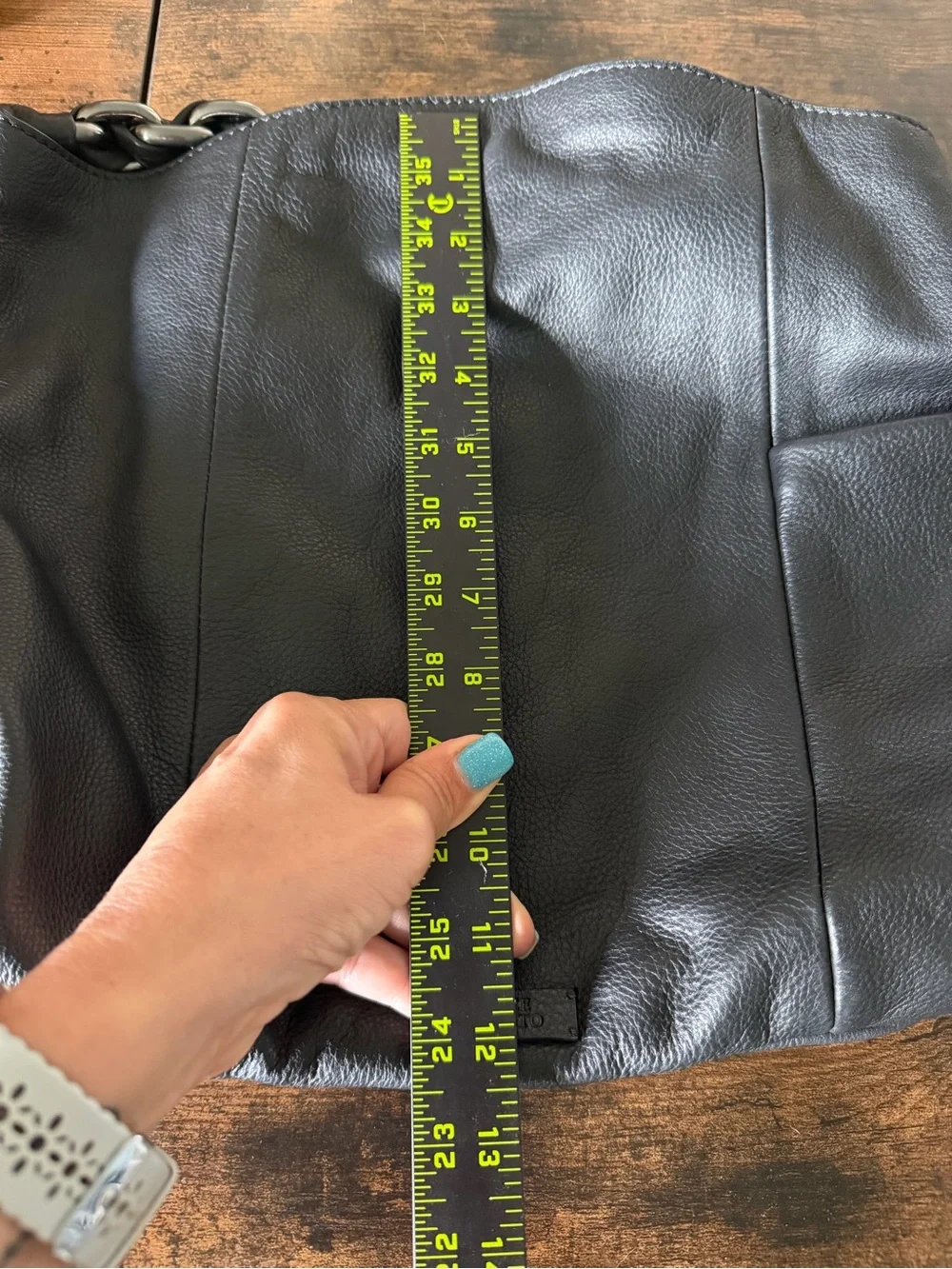 Vince Camuto black pebbled