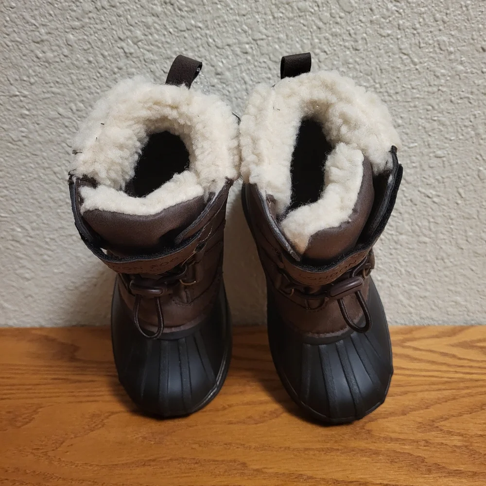 NWT London Fog Collection Brown & Black Lil Oxford Boots Size 9