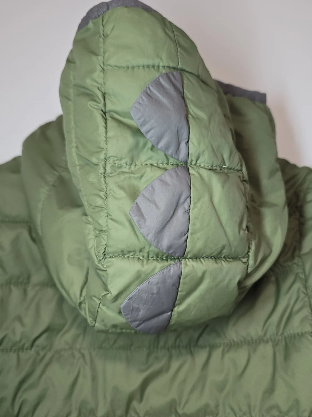 Gap Kids Olive Green Hooded Primaloft green dinosaur Puffer Jacket 5.