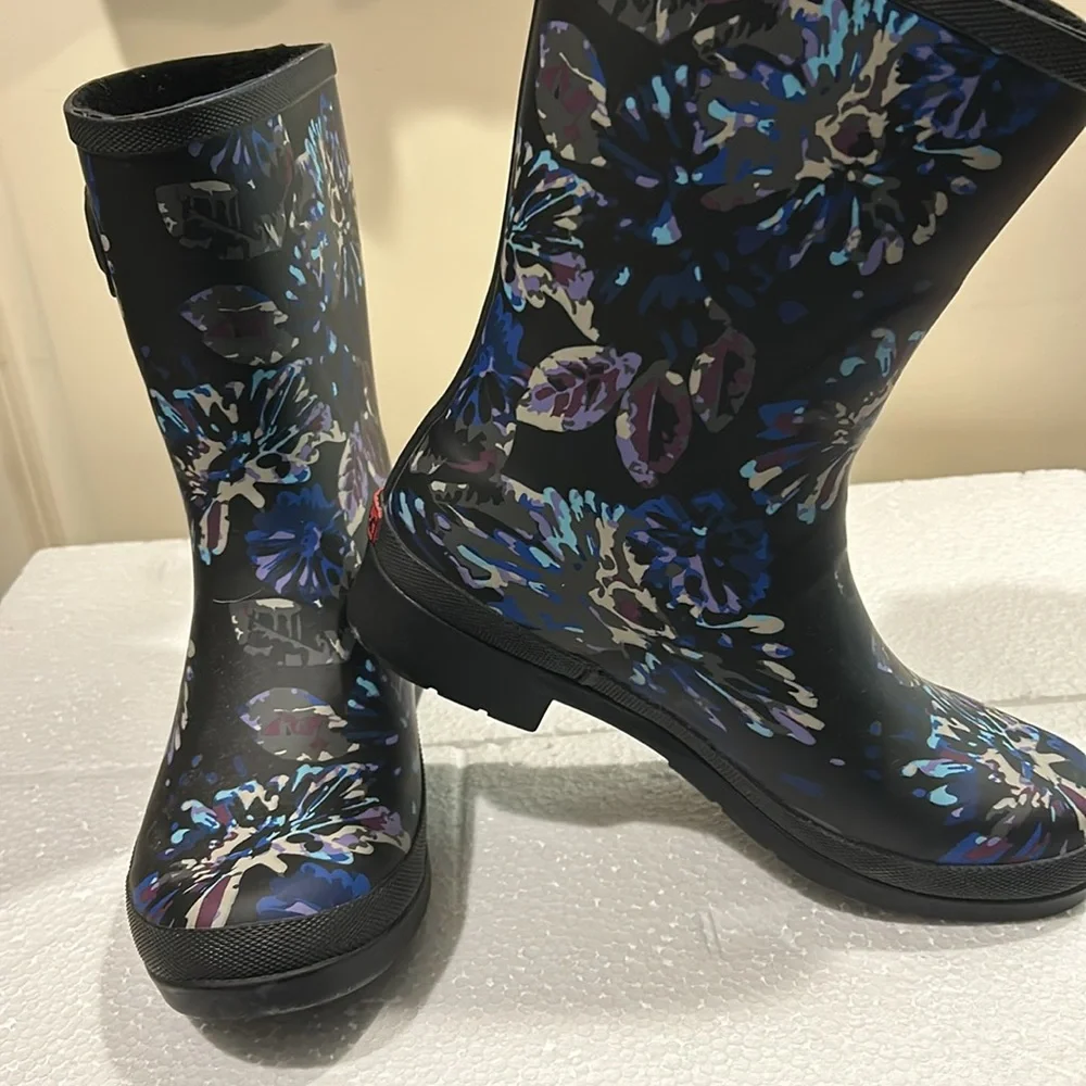 Chooka womens Eastlake Premium slip in floral Mid calf lined Rain Boots size 7