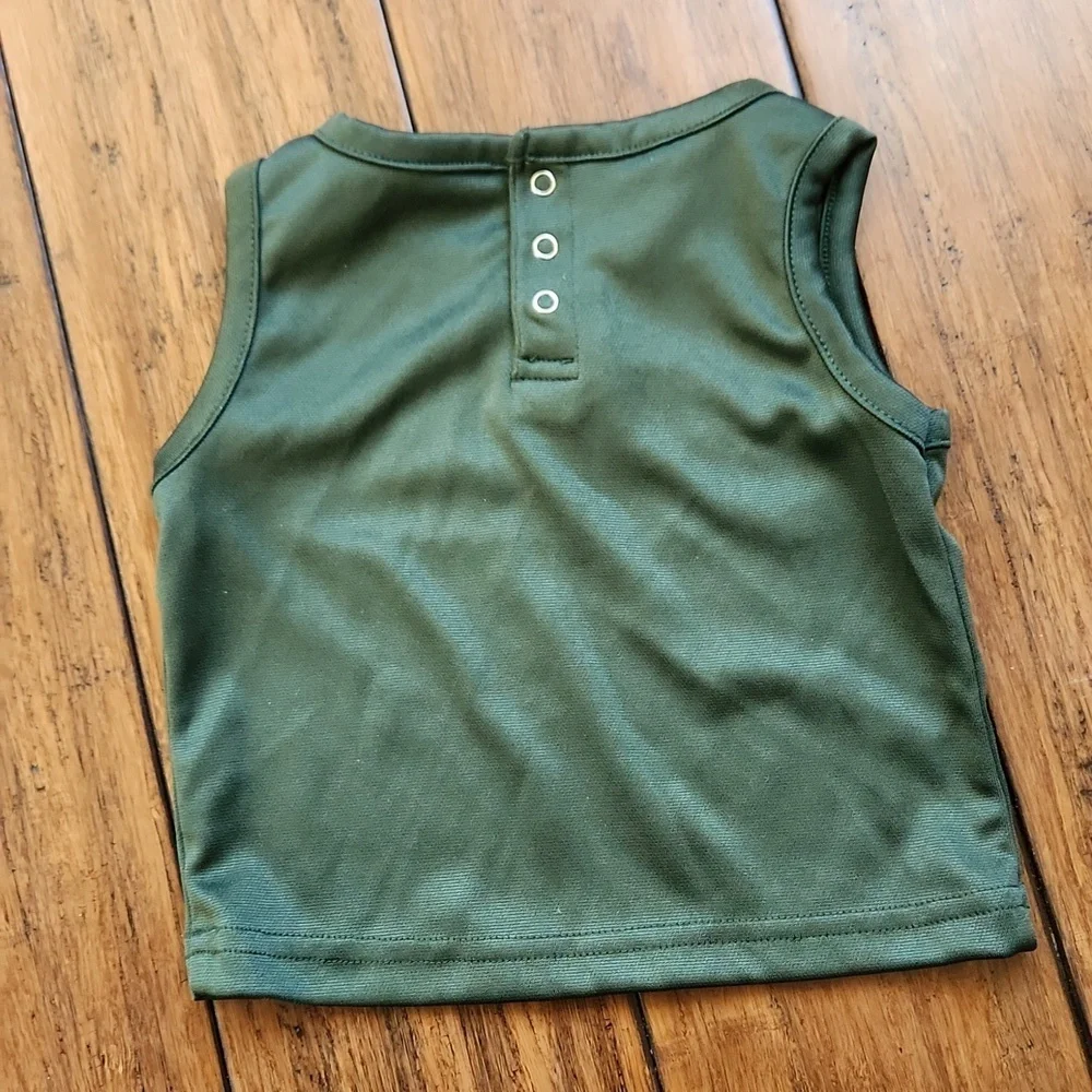 Rivalry Threads never worn