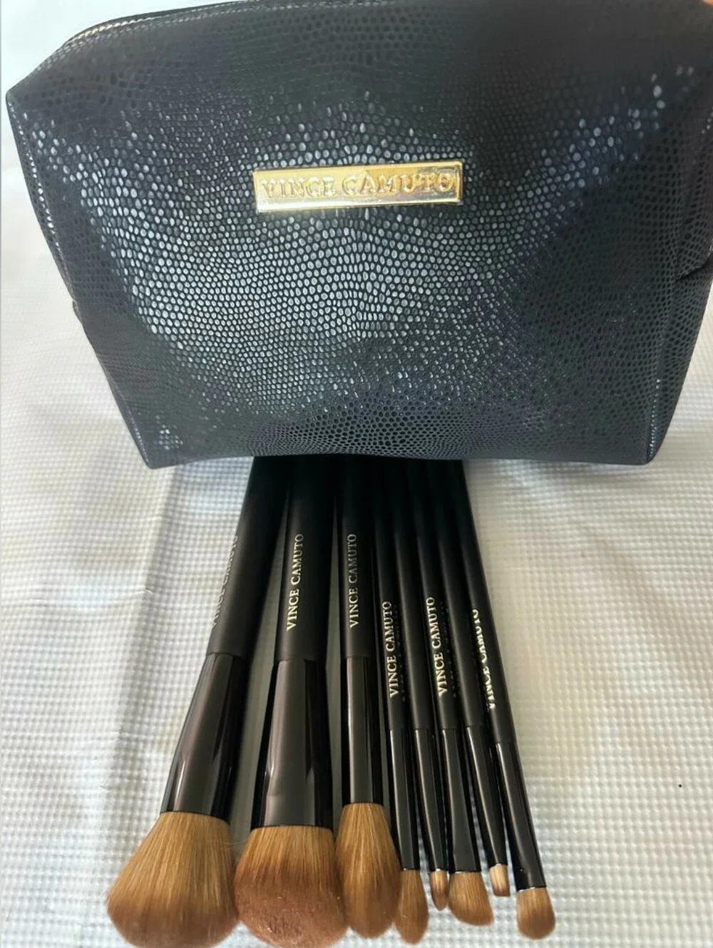 Vince Camuto vince camuto
