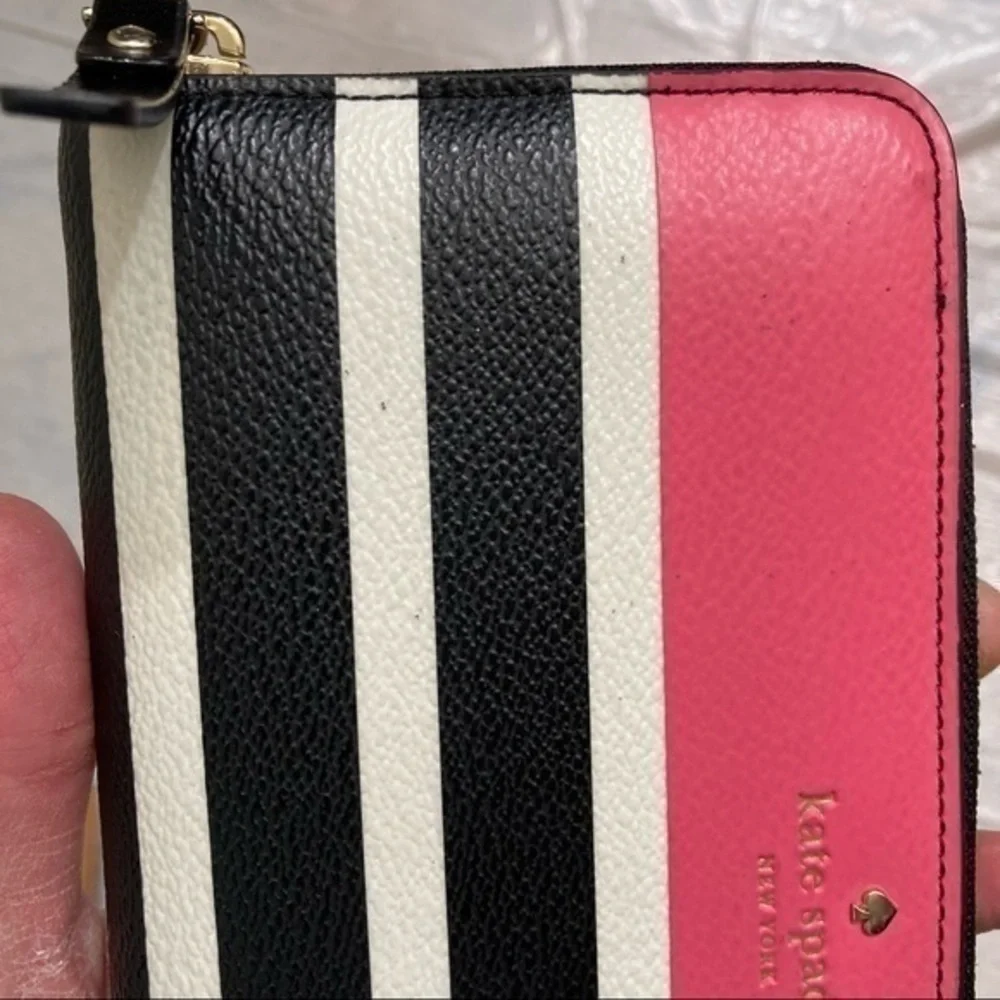 kate spade has some