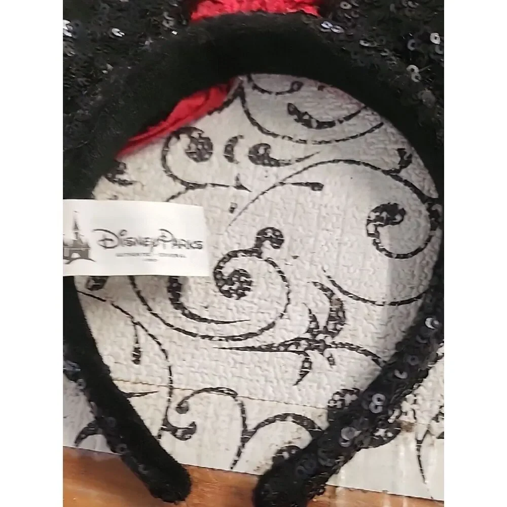 Disney sparkling sequin