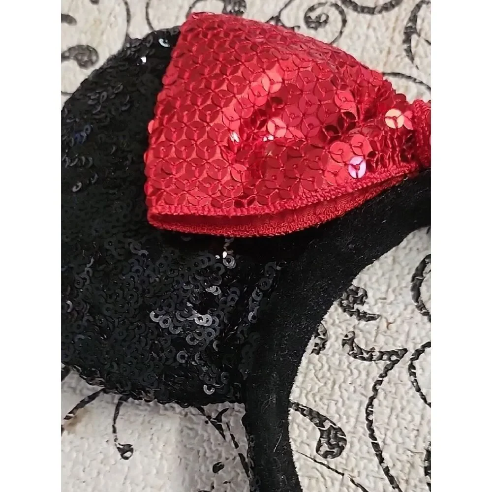Disney sparkling sequin