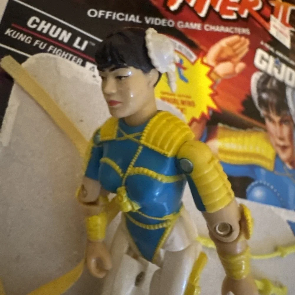 Hasbro accessories included
