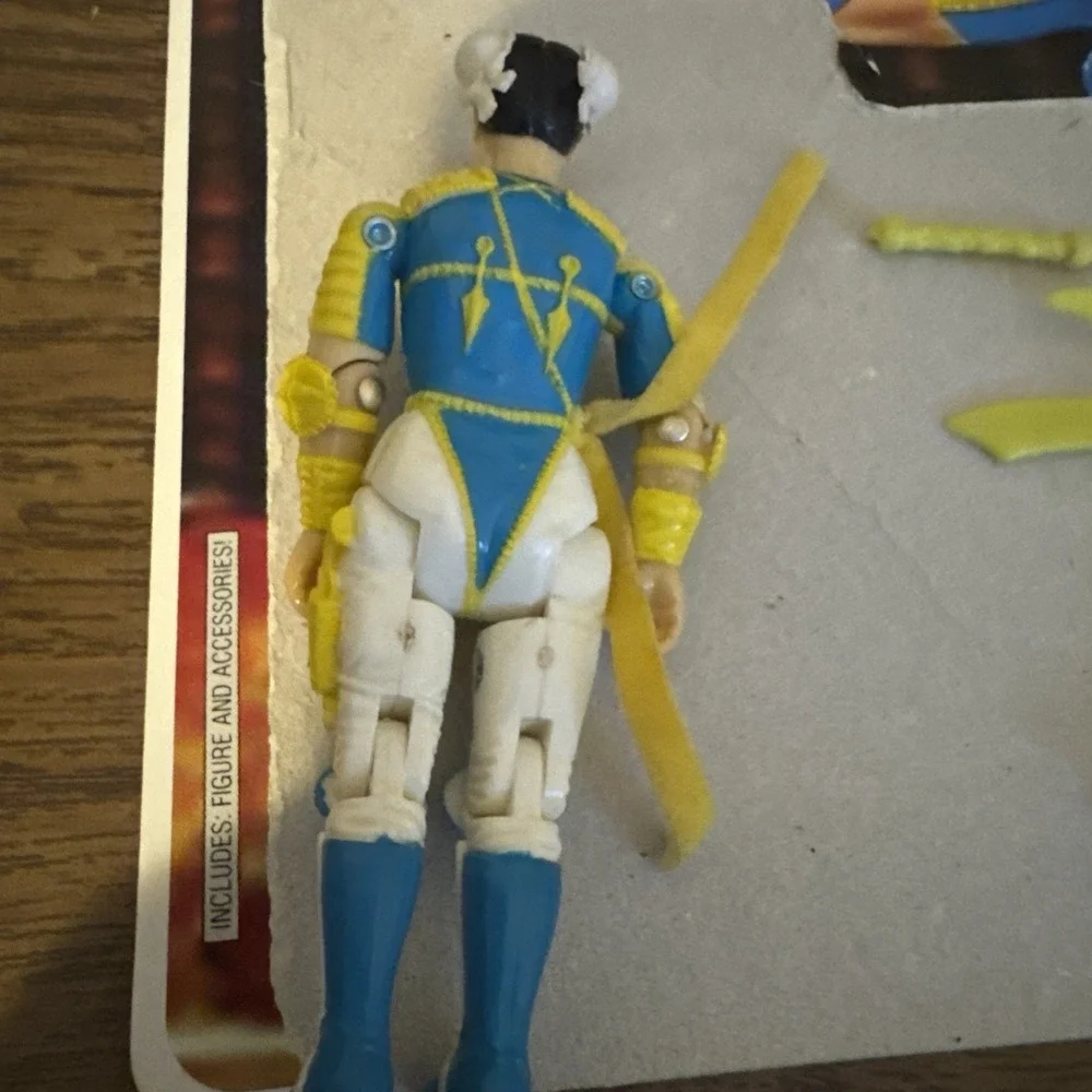 Hasbro accessories included