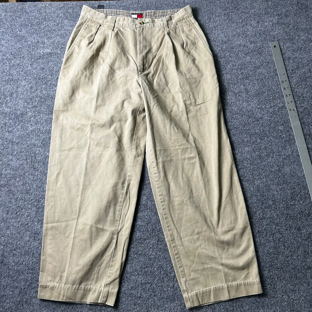 Tommy Hilfiger Chino Pants Mens Size 32X26 Beige Pleated Relaxed Fit Vintage