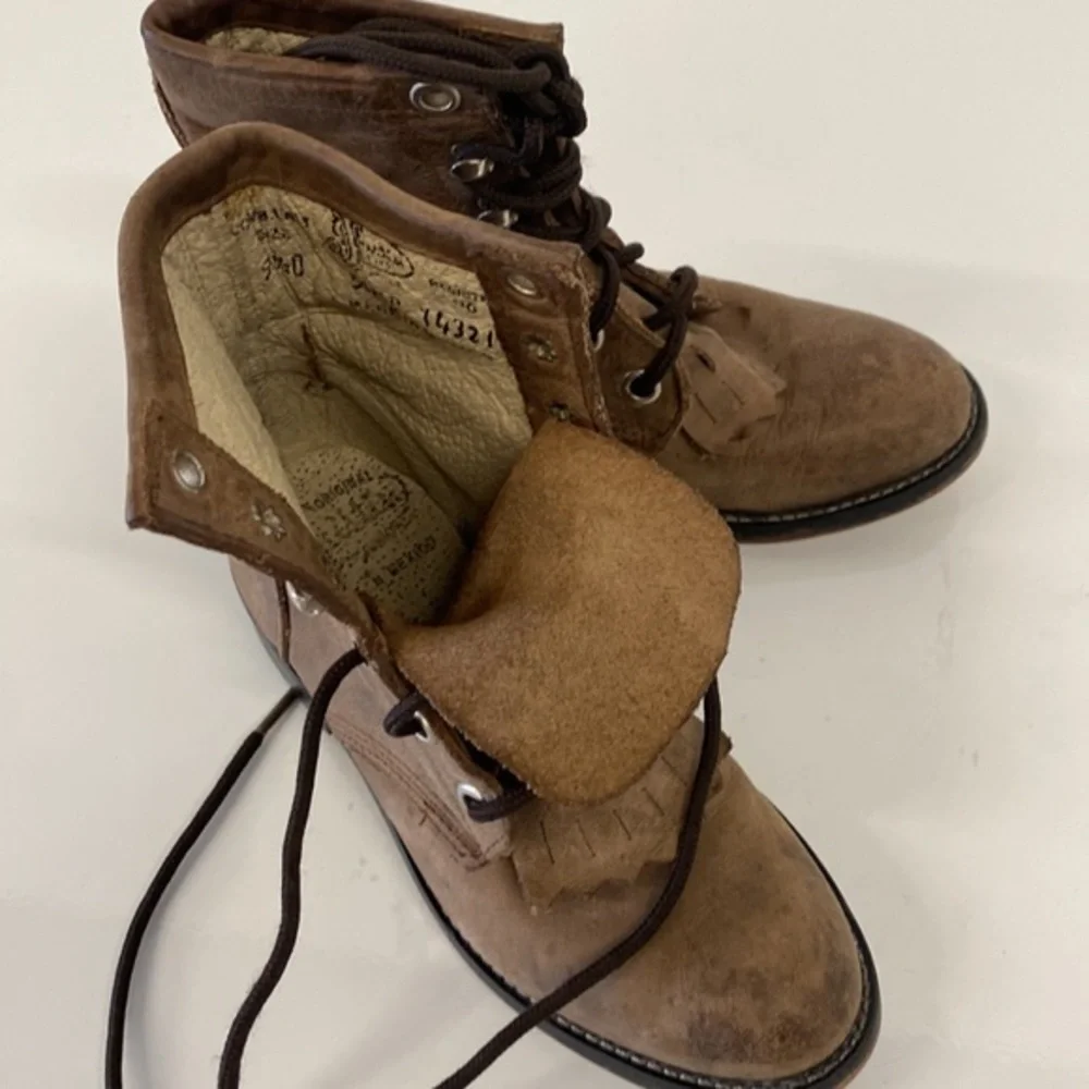 Justin Boots 545c size