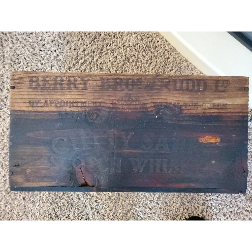 VTG Berry Bros & Rudd Cutty Sark Wooden Crate Box Scotch Whiskey + Pub Mirror