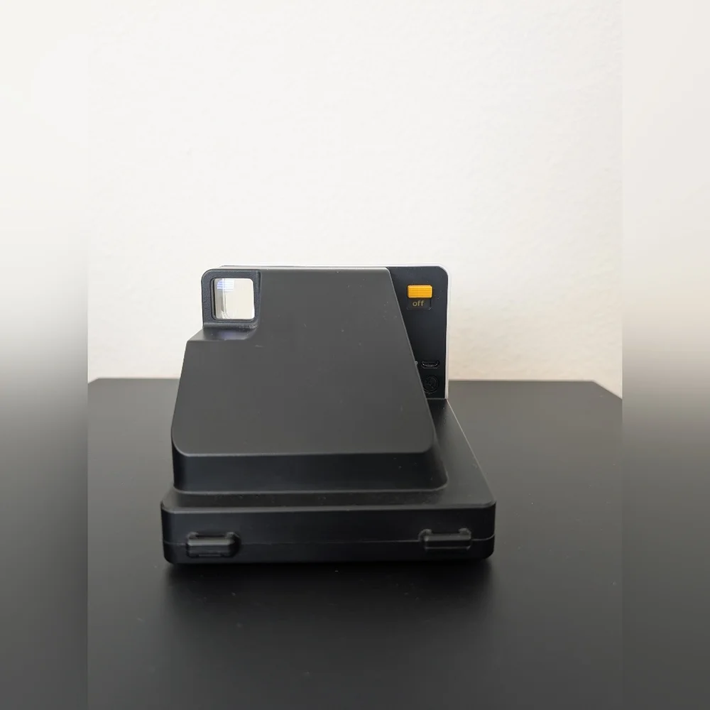 Polaroid onestep instant