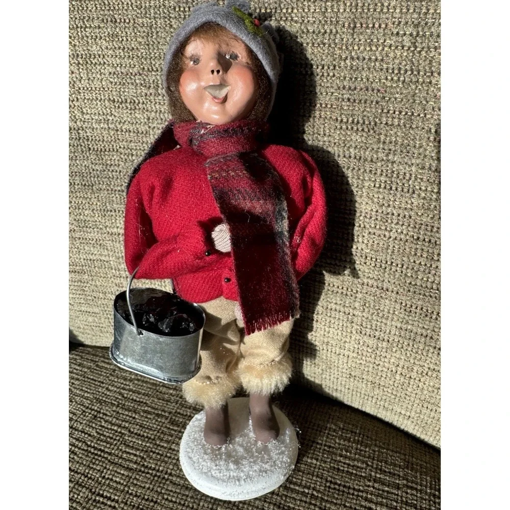 2006 Byers' Choice Caroler Boy with Coal Bucket‎ & Fur Boots – Handcrafted USA