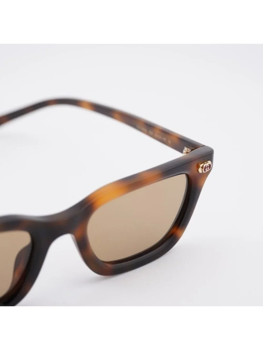 Gucci authentic gg1944s