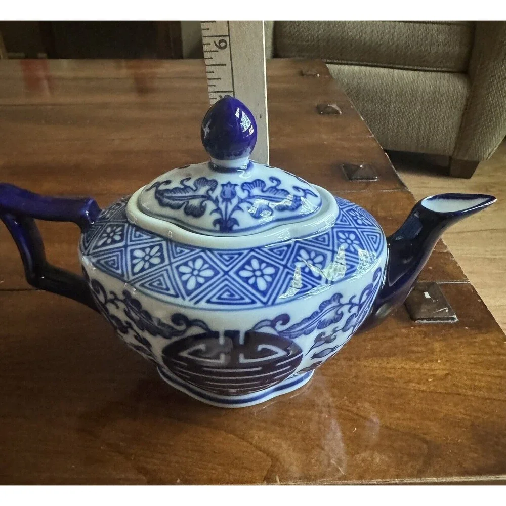 N/A bombay teapot