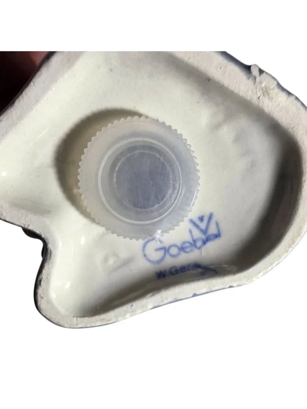 Goebel these hand