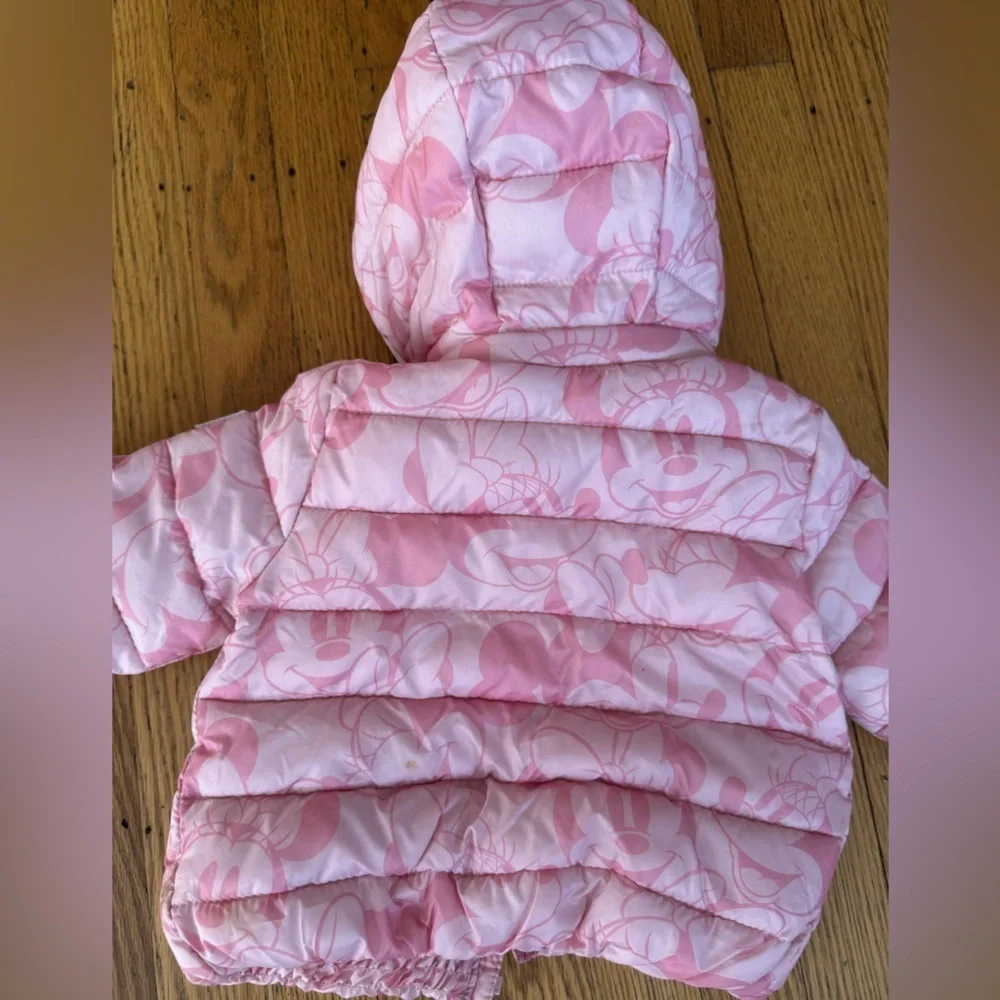 Baby GAP Disney Light Pink Puffer Jacket size 0-6 months