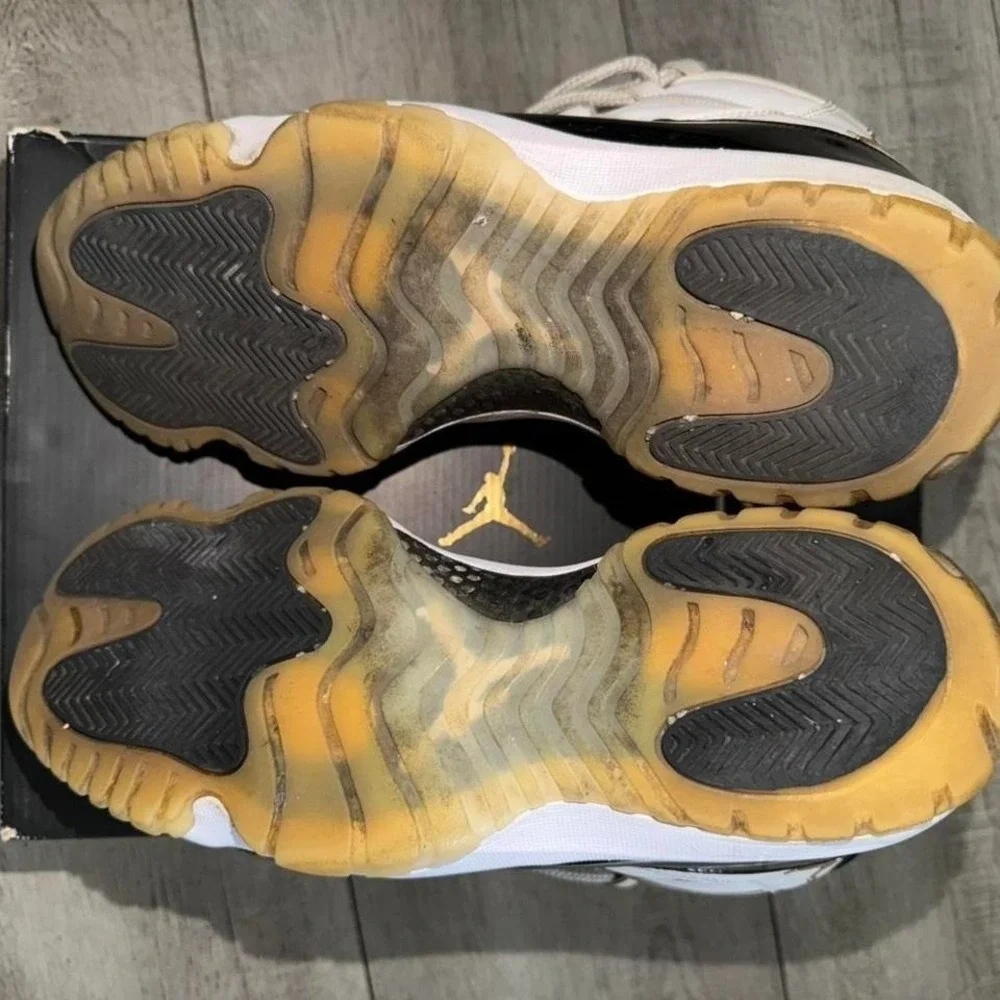 Air Jordan 11 High DMP Gratitude  Men‎ Size11.5