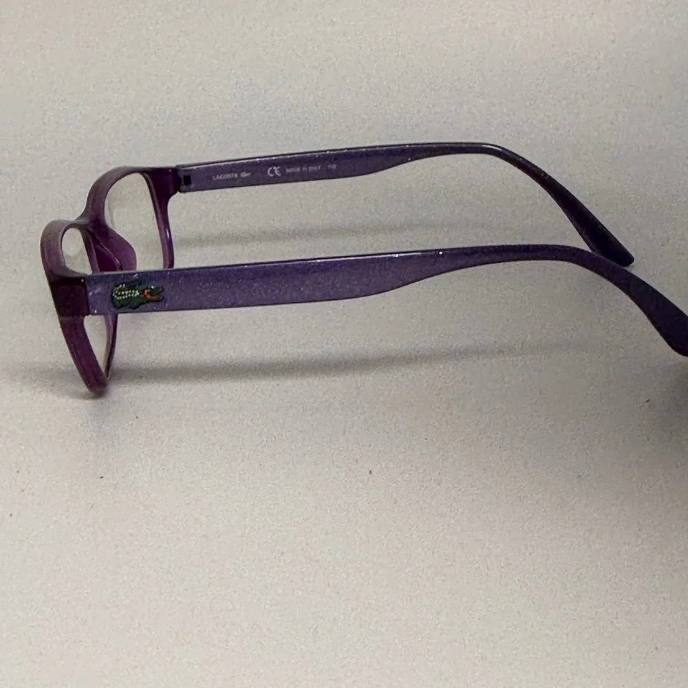 Lacoste measurements lens