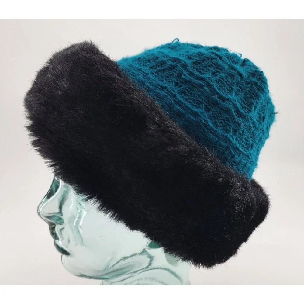 Everitt knit acrylic hat