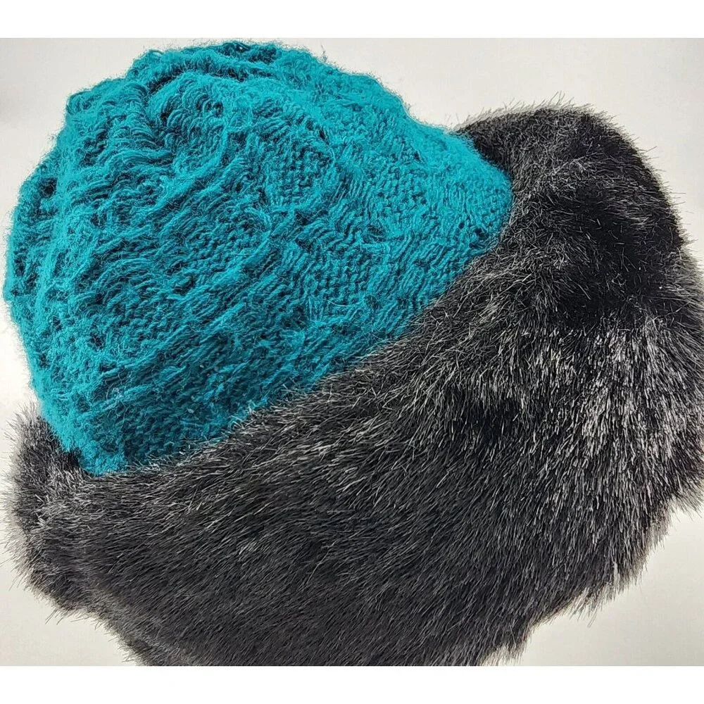 Everitt 100% black knit