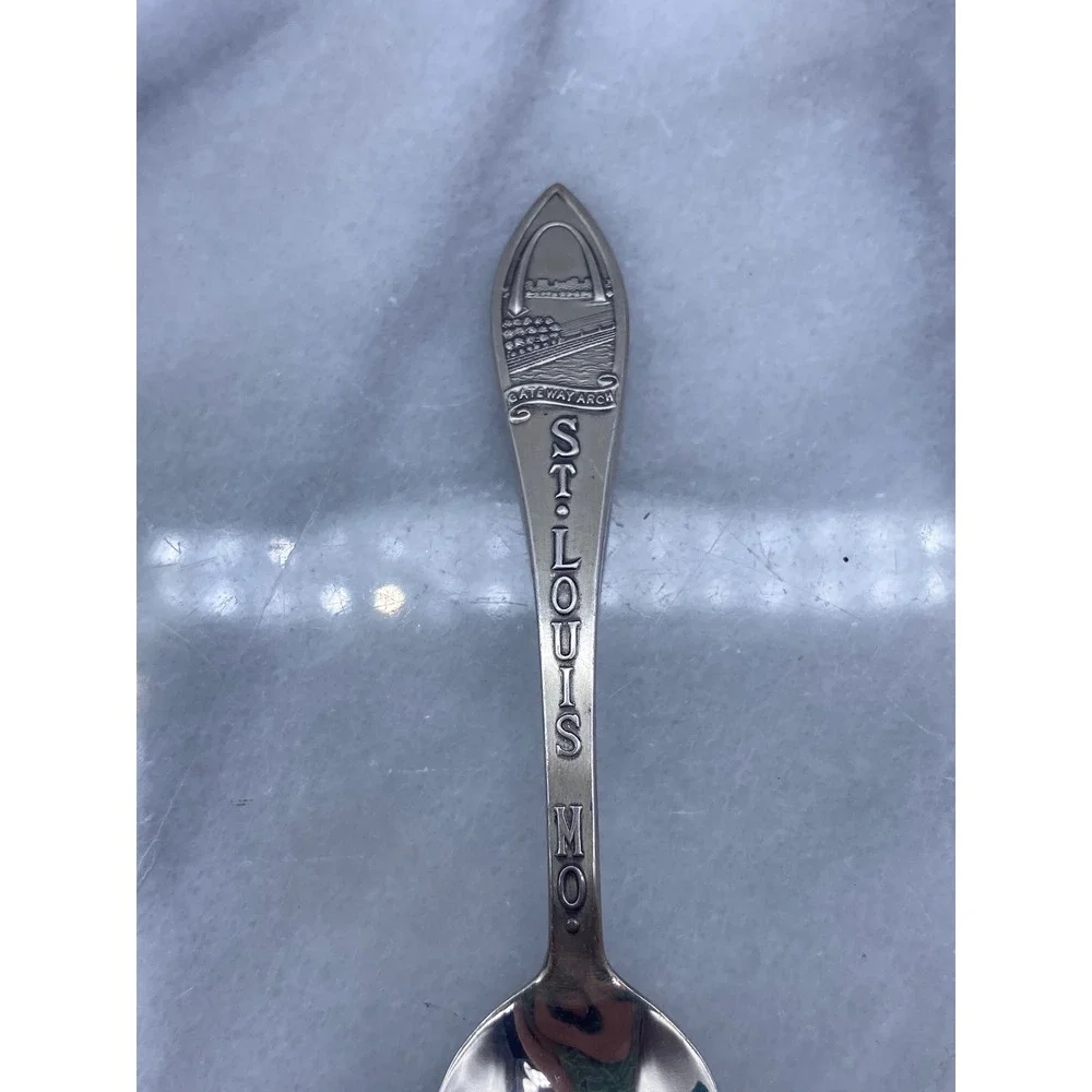 Sterling Silver St Louis MO Souvenir Spoon Gateway Arch .925 .4oz Collector MCM