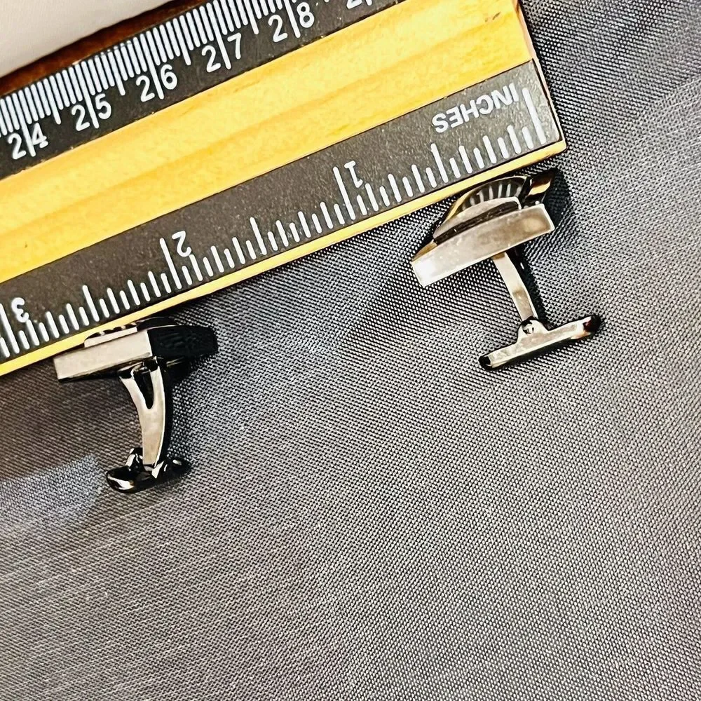 Roundtree & Yorke Cufflinks Gunmetal Black Whale Back Modern Rectangle 1190