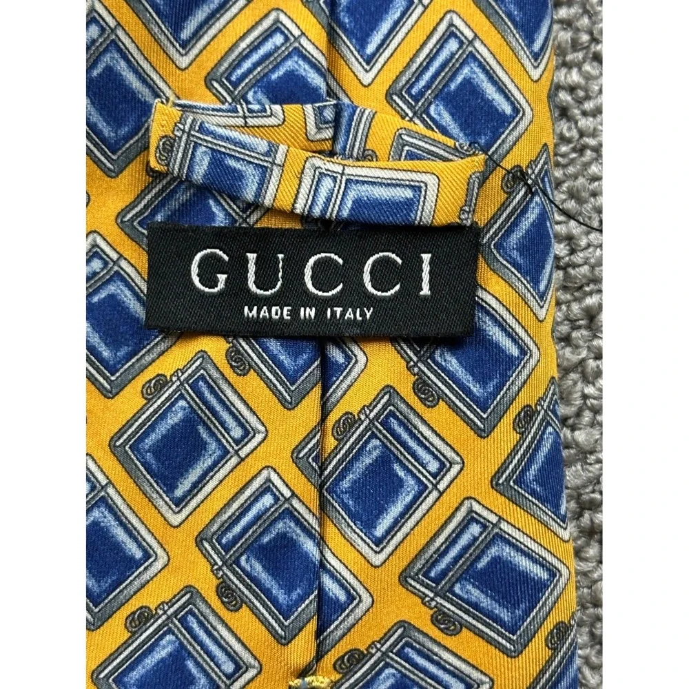Gucci necktie yellow