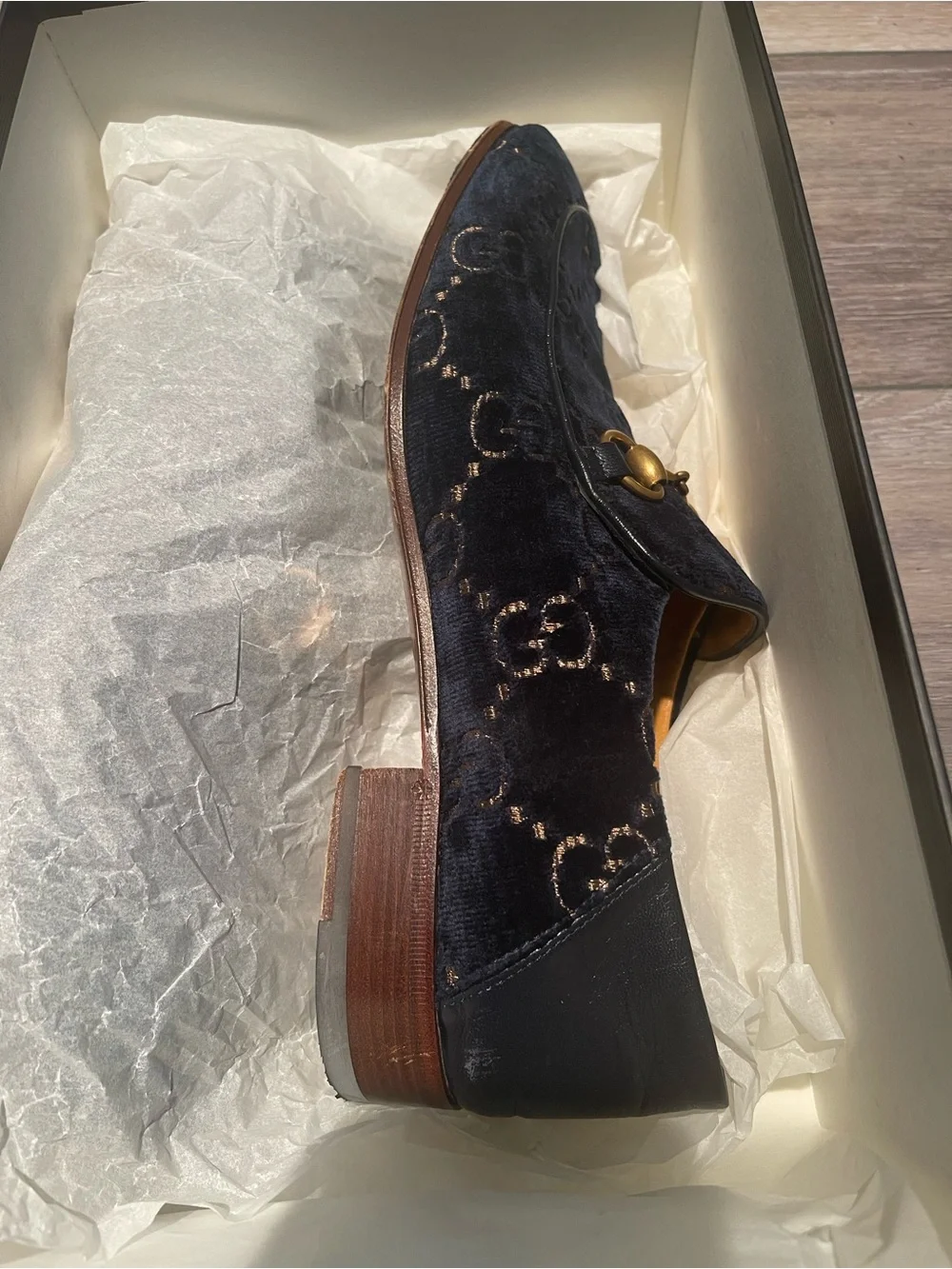 Gucci horsebit gg detail