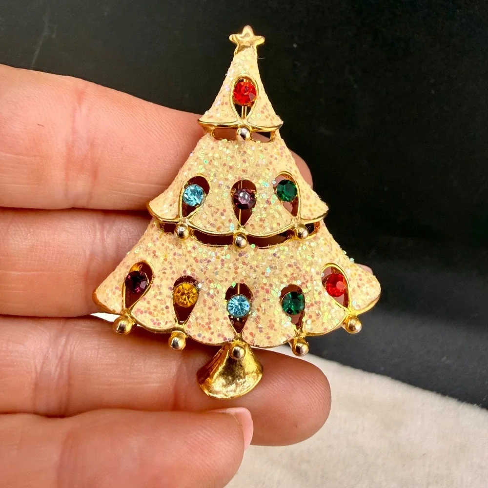 Vintage Christmas Tree Brooch Gold Tone Glitter Rhinestone
