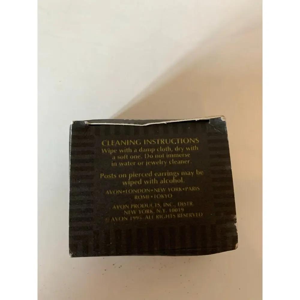 Avon discover this