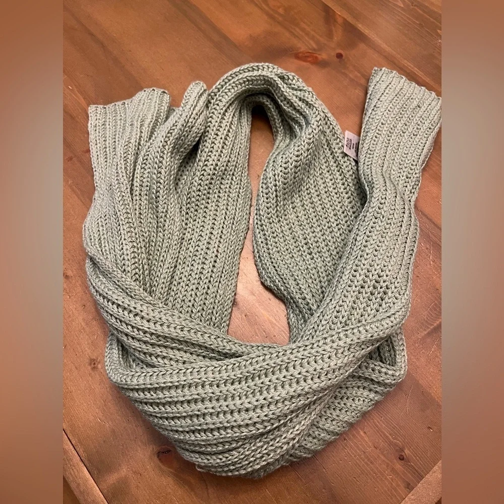 Style & Co Women's One Size Solid Green Shine Ribbed 72